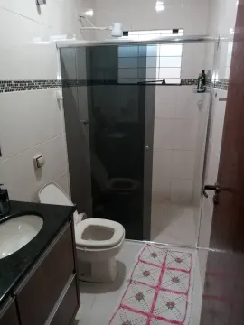 Vende-se casa