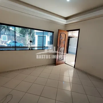 Vende-se casa