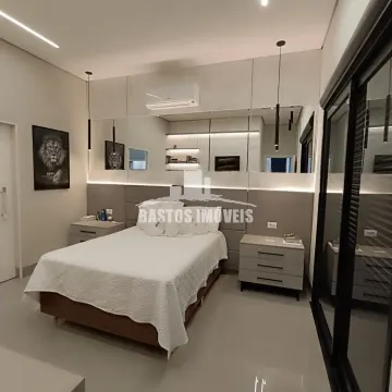 Vende-se casa