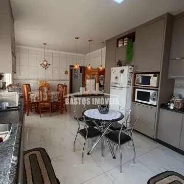 Casa à venda Zona 1