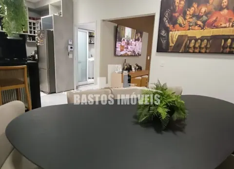 Casa á venda