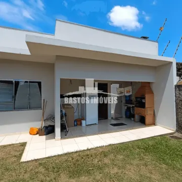 Casa à venda Zona 04