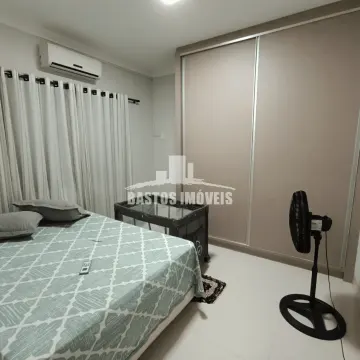 Imóveis com 2 casas no terreno
