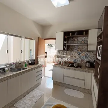 Casa à venda Zona 04