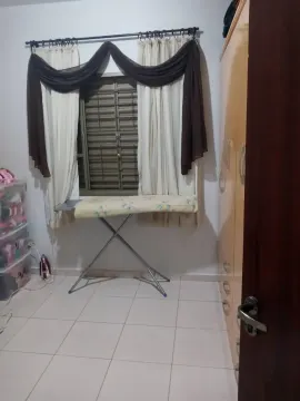 Vende-se casa